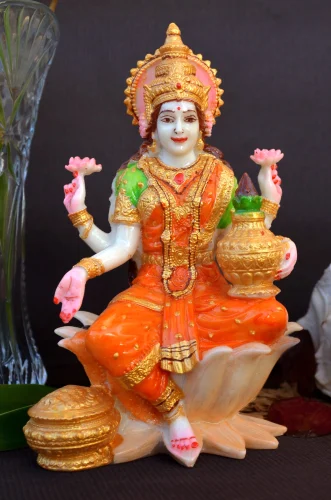 Maa Laxmi Rasin Idol For Home Decor